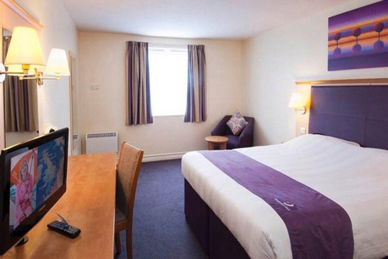Premier Inn Newport Wales 外观 照片